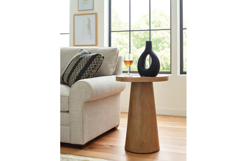 POD ROUND ACCENT TABLE - 2