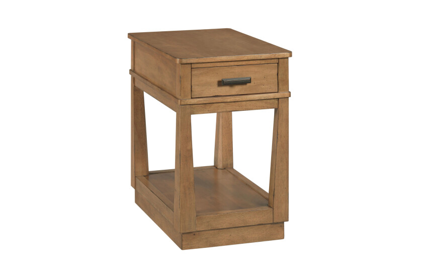 CHARGING CHAIRSIDE TABLE Primary