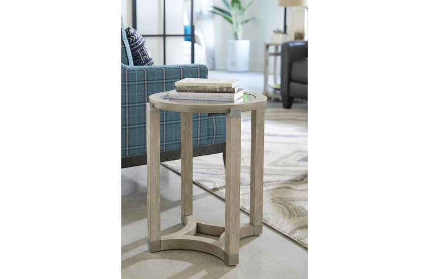 ROUND SPOT TABLE Room 1