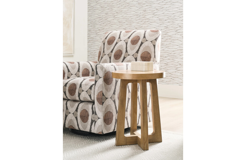 ROUND ACCENT TABLE Room 1