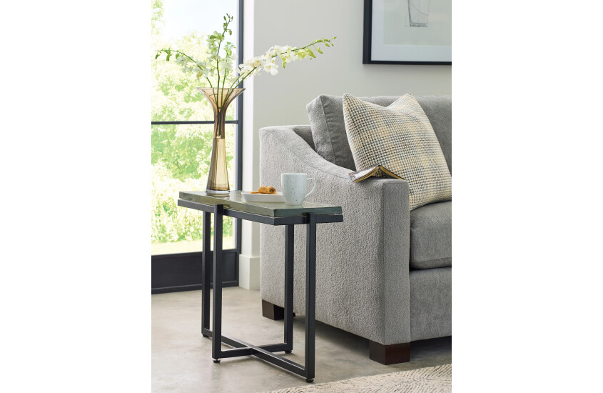 ALTAR GLASS ACCENT TABLE Room 1