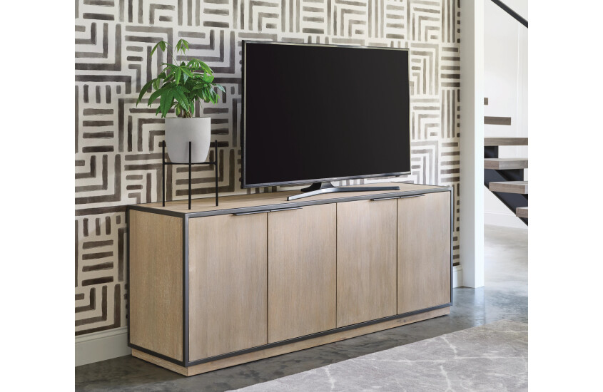 ENTERTAINMENT CONSOLE Room 1