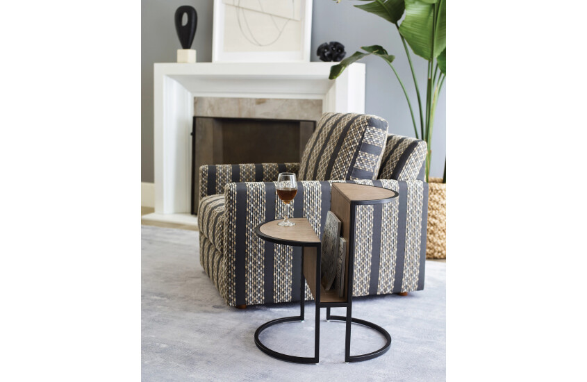 ACCENT MAGAZINE TABLE Room 1