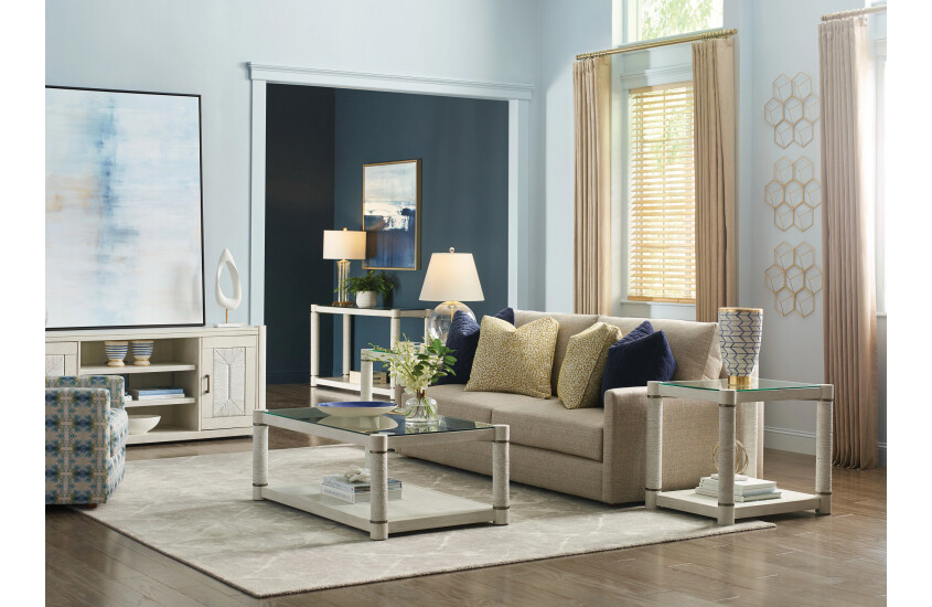 ENTERTAINMENT CONSOLE Room 2