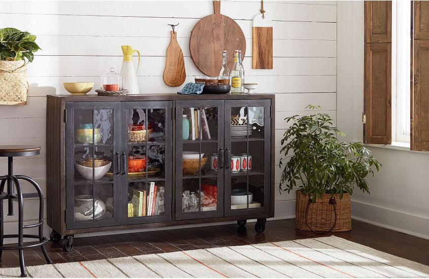 TROLLEY DOOR CABINET Room 1