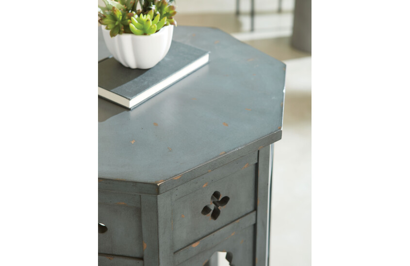 HEX END TABLE Room 2